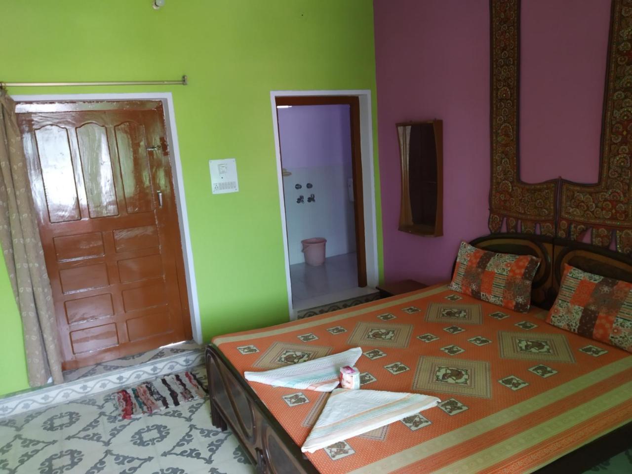 Hotel Paramount Palace Пушкар Екстериор снимка